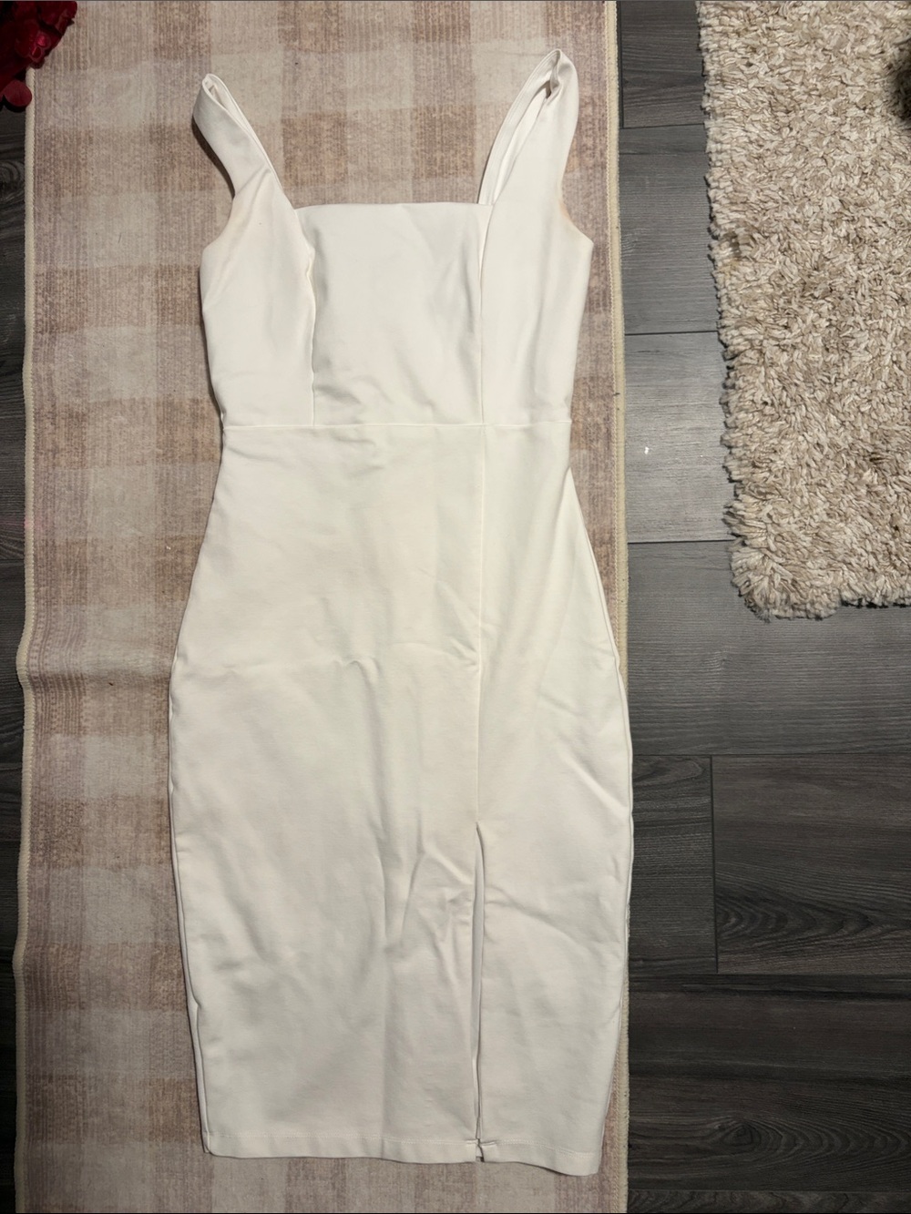 Classic Off White Square-Neck Bodycon Dress